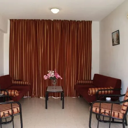 Paphiessa & 3* Paphos