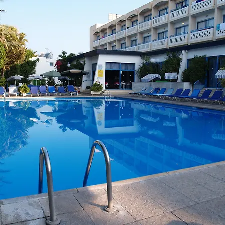 Paphiessa & Hotel